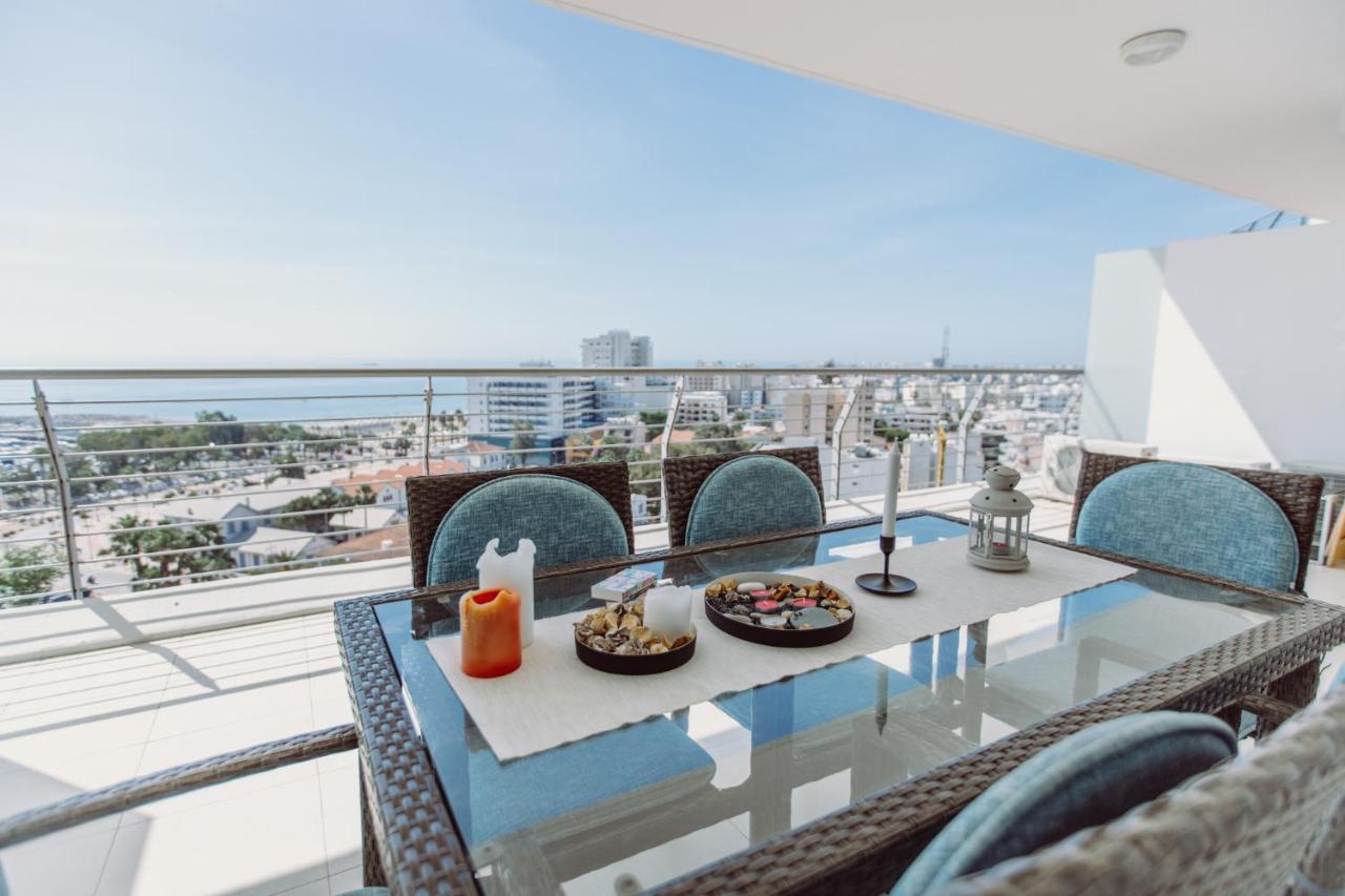 Апартаменти Promenade Seaview Heaven Ларнака Екстер'єр фото