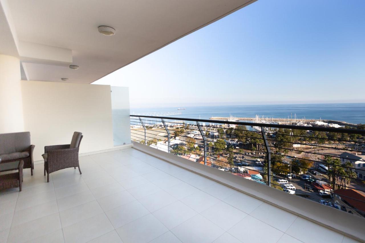 Апартаменти Promenade Seaview Heaven Ларнака Екстер'єр фото